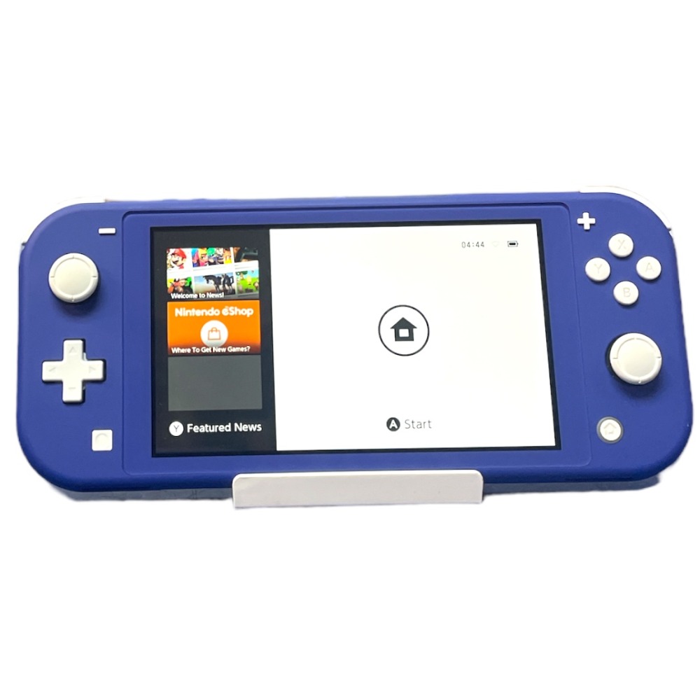 Pre-owned Nintendo Switch Lite - Own4Less
